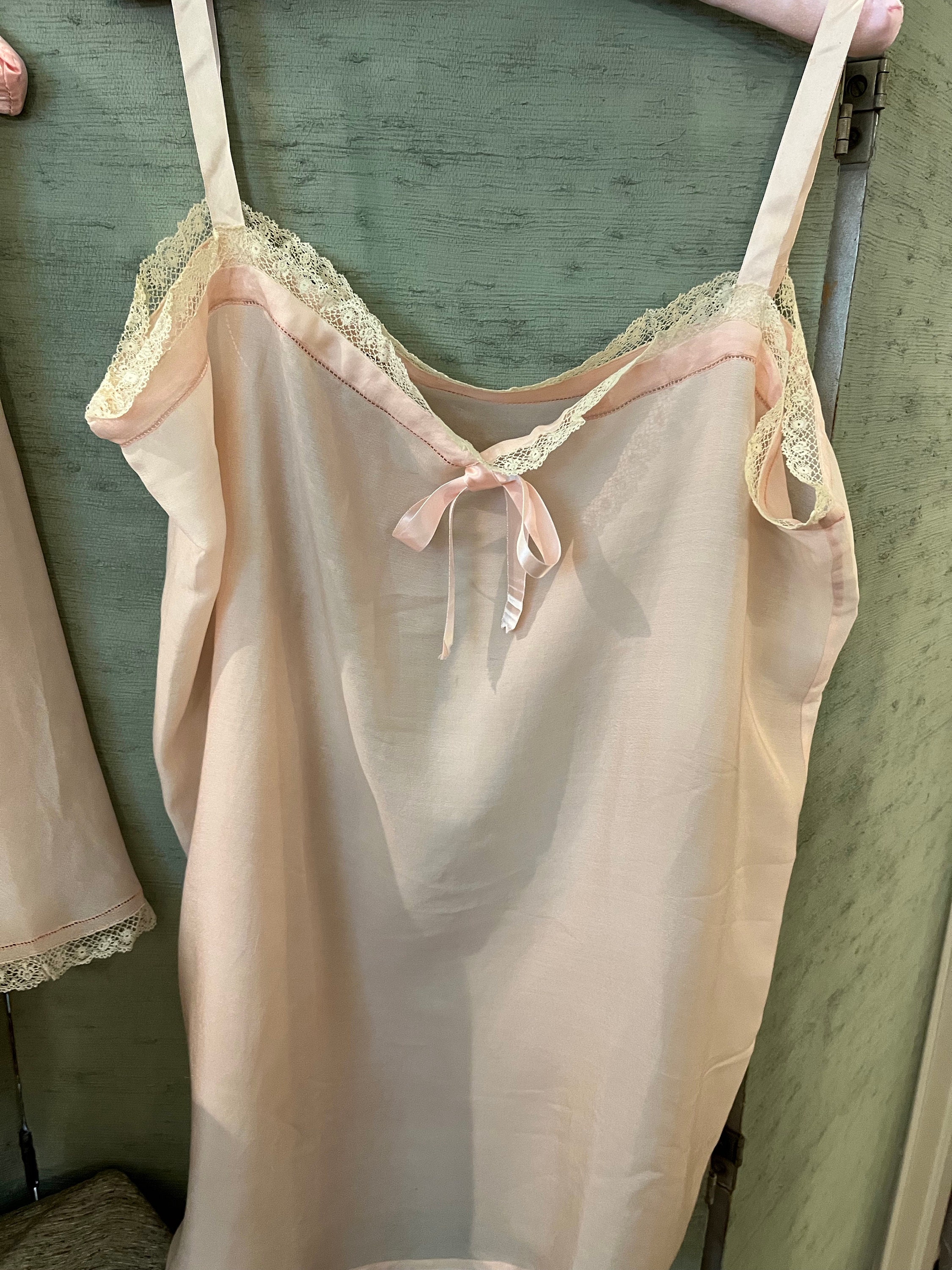 1920s Pink Silk Lingerie Set, Lace Trim, Vintage Nightwear - Etsy
