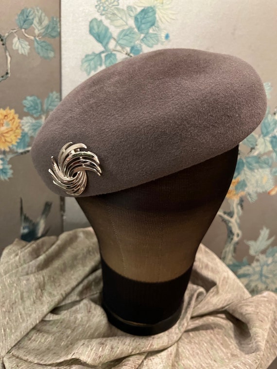 1950 vintage, velour felt beret, silver brooch