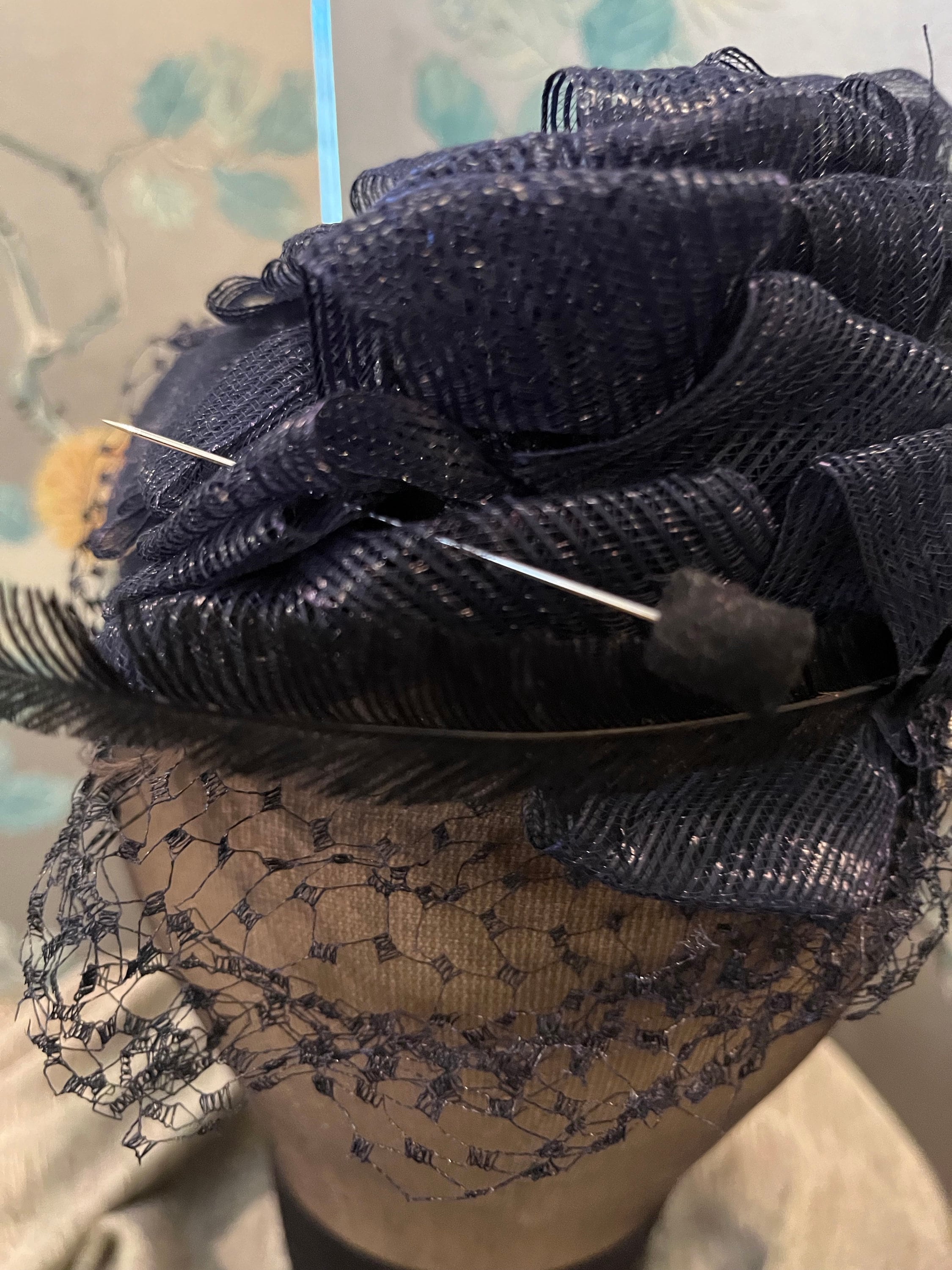 1940 Fascinator, Navy, Woven Nylon Ribbon Hat, Feather  display picture 3