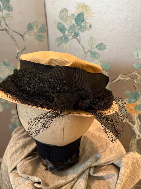 1930 Italian straw boater with wide, black, silk … - image 2