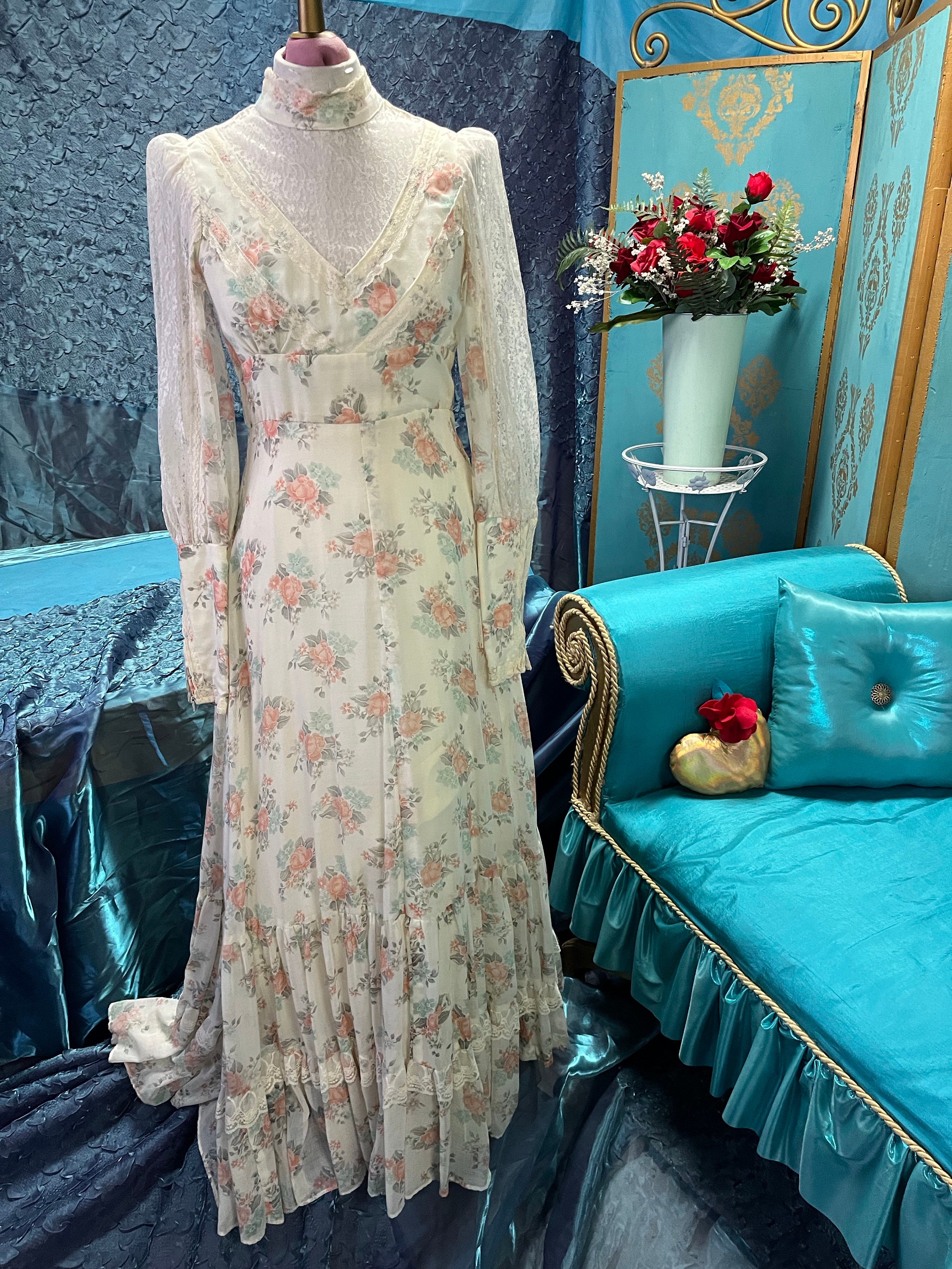 fastest dress shipping Strapless Sweetheart Long Prom with Beading– PromGirl SIZE:L Anarkali for weddings White Dress Shoes for