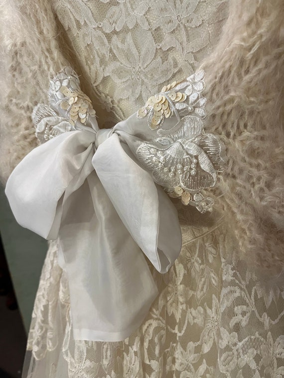 1980 Angora shawl, off white, wedding or prom, se… - image 4