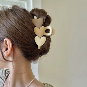 Korean style Heart hair claw clips for thin thick hair, Hair accessories for her, Hair Claw