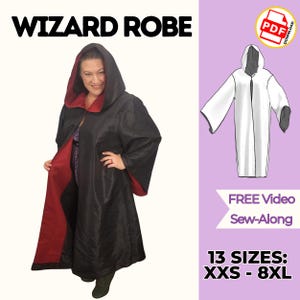 Może przedstawiać: Czarna szata czarodzieja z ciemnoczerwoną podszewką i kapturem. Na górze widnieje napis WIZARD ROBE. Po prawej stronie znajduje się biały rysunek liniowy szaty z ikoną pobierania PDF. Tekst: FREE Video Sew-Along oraz 13 SIZES: XXS - 8XL.