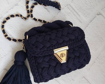 Handmade Crochet Crossbody Bag: Designer Knit Cotton Shoulder Bag