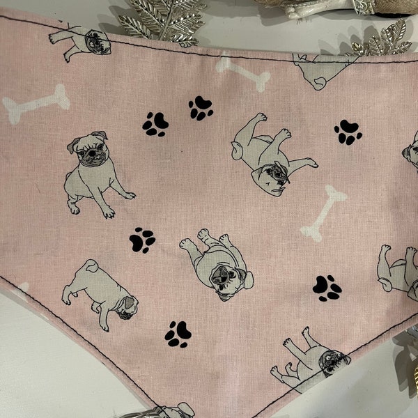 Halstuch Mops , Hundehalstuch im Mopsdesign