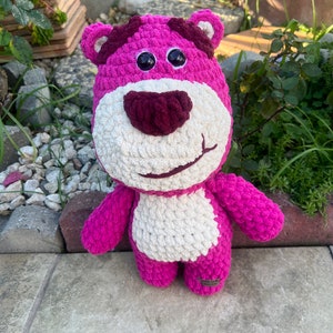 Gehäkelter Lotso Bär