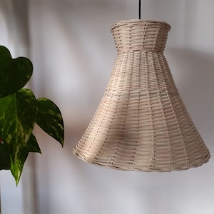 Suspension lamp in natural wicker. Suitable for living room, bedroom, kitchen, study, bedroom. Styles: boho, modern image 1