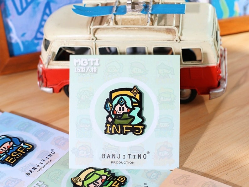 MBTI Enamel Pin Personality theory-themed Gift Psychology Accessory Milestone celebration Gift Psychology Enthusiast Tote Bag Decoration