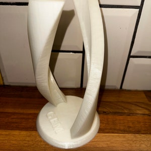 3d printed DNA spiral clipper stands hold 9 or 14.13 IS NOW 14 画像 4