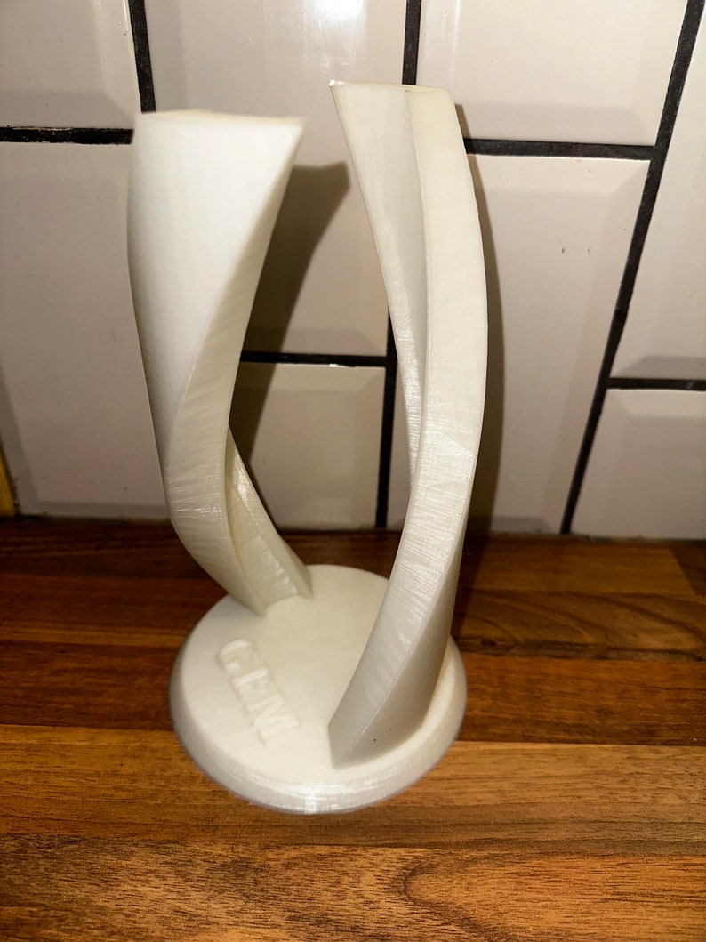 3d printed DNA spiral clipper stands hold 9 or 14.13 IS NOW 14 画像 4