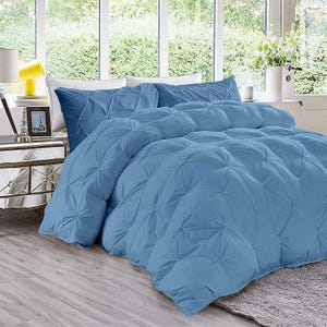 500 GSM Goose Down 5 Pieces Quilled Pinch Pleated Comforter Set (Comforter + 4 Pillow Cases) 1000 Series Egyptian Cotton Duvet Insert