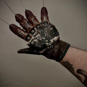 Sonderanfertigungen Freddy Krueger pt.4 Handschuh