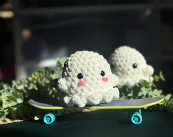 Fantasma de pelúcia de crochê feito à mão – decoração assustadora de Halloween, presente de Natal