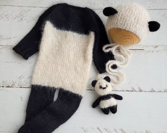 Panda bonnet, stuffed toy, romper, Newborn photo props