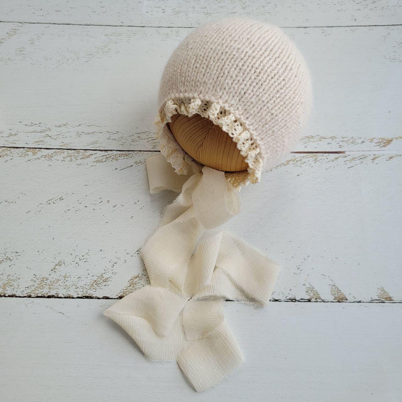 Bonnet Ribbon Bonnet With Ribbons and Lace/ Newborn Photo Props - Etsy