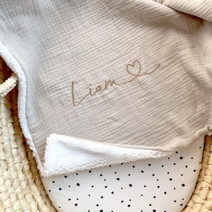 Couverture bébé en mousseline avec nom | coton biologique | Couverture d'hiver | Cadeau d'anniversaire | Cadeau de baby shower