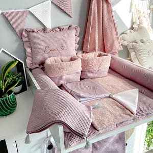 Aankleedkussen met drukknopen | aankleedkussen | aankleedkussen met drukknopen | kraamcadeau | cadeau voor pasgeboren