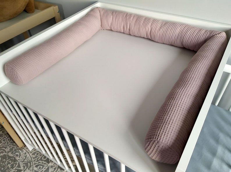 changing table protective roll Change table role Schmutzig rosa