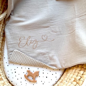Couverture bébé en mousseline avec nom | coton biologique | Couverture d'hiver | Cadeau d'anniversaire | Cadeau de baby shower