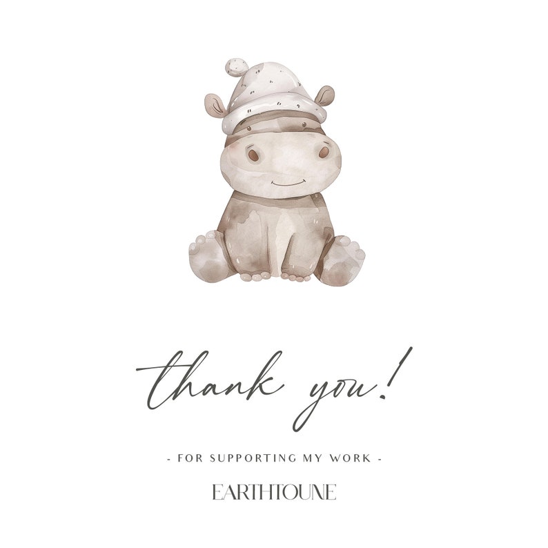 K&ouml;nnte beinhalten: Eine Aquarell-Illustration eines braunen Flusspferdes, das einen wei&szlig;en Strickhut tr&auml;gt. Das Flusspferd sitzt mit gekreuzten Beinen und hat einen freundlichen Ausdruck. Der Text "thank you!" steht unter dem Flusspferd, gefolgt vom Text "FOR SUPPORTING MY WORK - EARTHIOUNE".