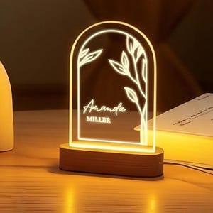 Custom Name Lamp for Mom Nana or Grandma - Mother’s Day Personalized Night Light - Grandma Nana Mom Birthday Gifts - Present for Mother