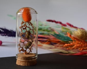Real Honeycomb and Preserved Bees in Glass Dome | Handmade Natural Bee Decor | Unique Nature-Inspired Gift, mother's day natural gift