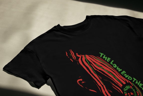 ファッション・ブランド Vintage Clothes / THE LOW END THEORY Print Tee The Low End Theory T-shirt: Classic Hip-hop Inspired Fashion