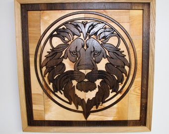 Reclaimed Oak Lion Head Wood Carving: Majestic Home Decor