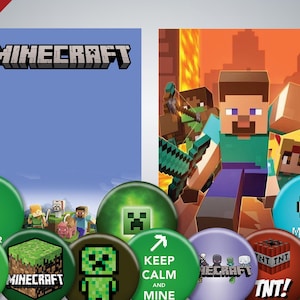 Può includere: Un set di bottoni a tema Minecraft. I bottoni presentano vari personaggi del gioco, design pixelati e frasi come "Keep Calm and Mine". Lo sfondo include il logo di Minecraft e scene di gioco. I bottoni misurano 5,7 cm di diametro.