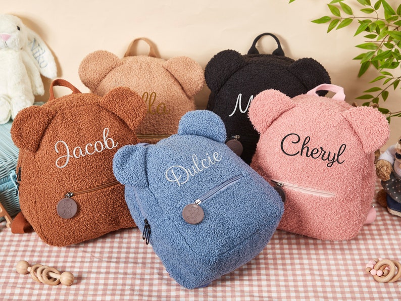 Sac à dos personnalisé ours en peluche pour bébé, sac à dos brodé pour tout-petit, sac à dos préscolaire à monogramme, cadeaux de Pâques pour bébé, sac à dos de voyage pour enfants image 1