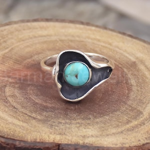 Mohave Turquoise 925 Sterling Silver Ring: Handmade Vintage Gemstone Jewelry
