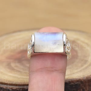 Rainbow Moonstone Ring, 925 Sterling Silver Ring, Silver Ring, Textured Ring, Gift Ring, Handmade Ring, Fire Gemstone Ring, Birthstone Ring