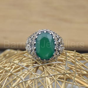 Green Onyx 925 Sterling Silver Ring: Textured Statement Jewelry