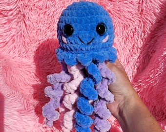 Crocheted Cute Jellyfish, Soft stuffed animal, Cuddly Amigurumi, Handmade Stuffy, Ocean Plush, kids toys, Sea creature, birthday gift