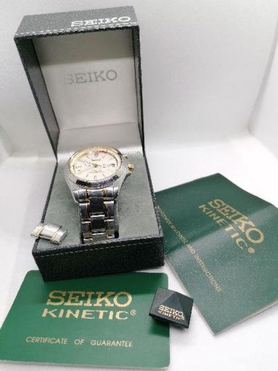 Seiko Kinetic 5M43-OC80 50M Men's Watch With Stainless Steel Seiko Kinetic 5M43-OC80 50M Men's Watch With Stainless Steel