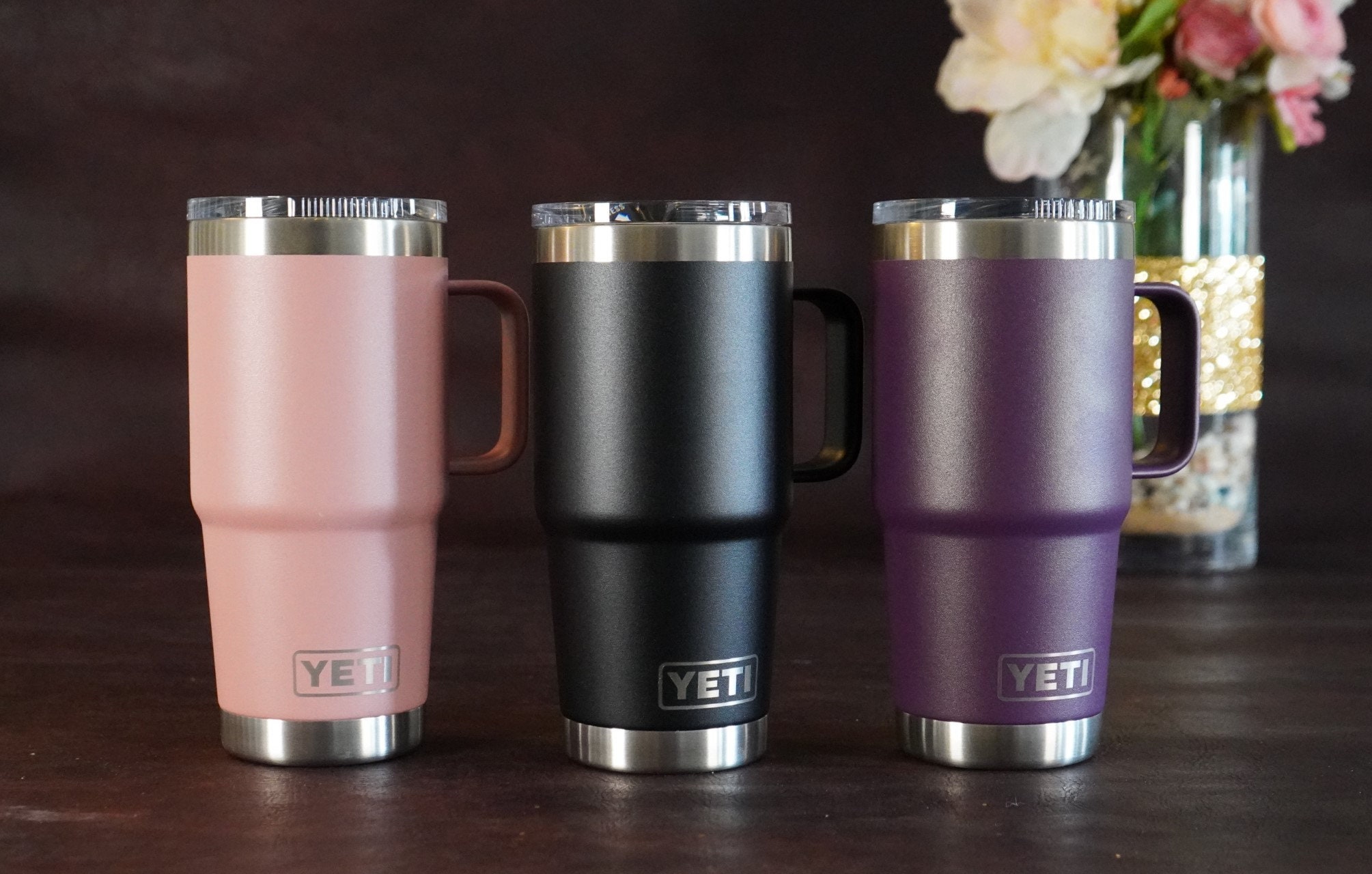 YETI RAMBLER 20 OZ TUMBLER PEAK PURPLE