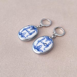 Delft blue cold porcelain ornament earrings „fuck“ -18k gold-plated Silver