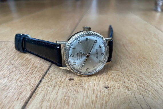 Vintage 1960 Swiss Men's Wristwatch Laureat, Rare… - image 1