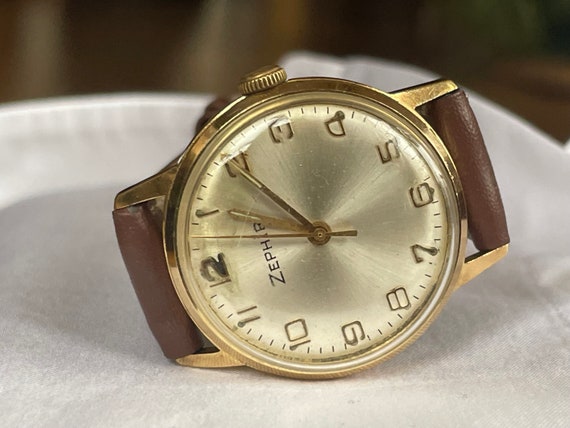 Elegant 1970 Vintage Swiss women’s Wristwatch Zep… - image 3