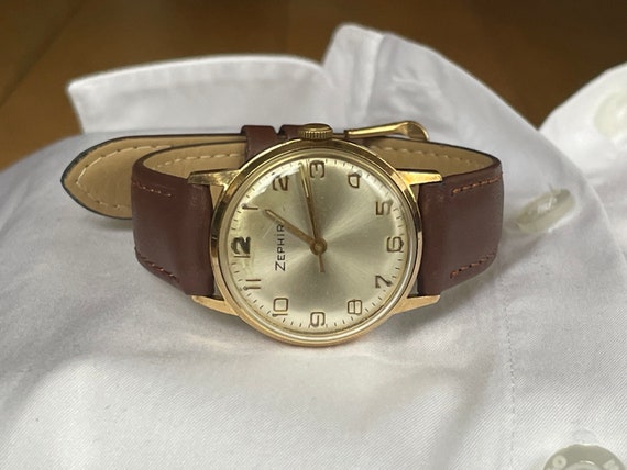 Elegant 1970 Vintage Swiss women’s Wristwatch Zep… - image 9