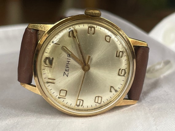 Elegant 1970 Vintage Swiss women’s Wristwatch Zep… - image 1