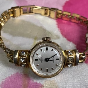 Chic 1960 Vintage Swiss Ladies Wristwatch Majestic Gold Color - Etsy