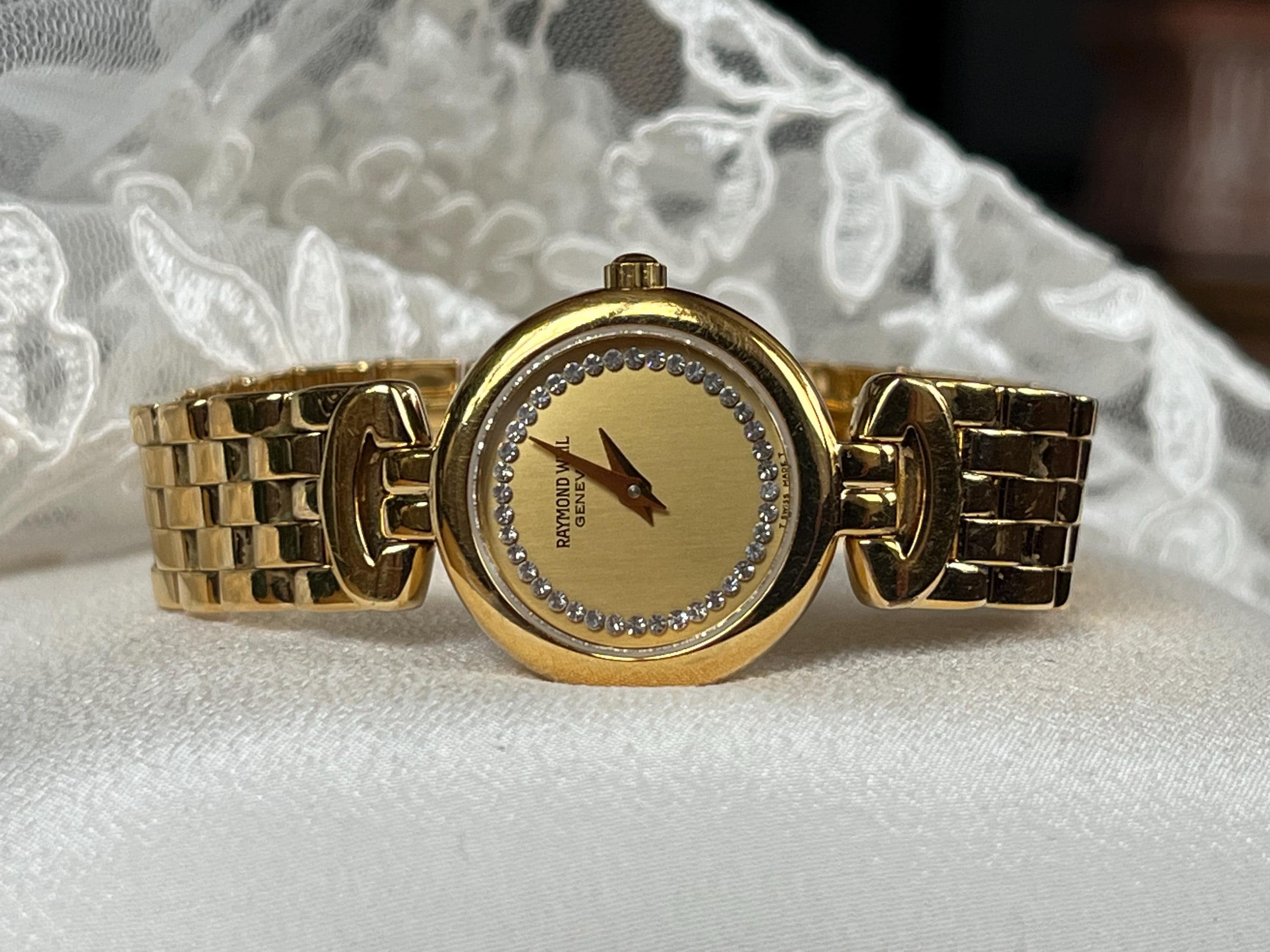 Gold raymond weil ladies watch with diamonds - Etsy 日本