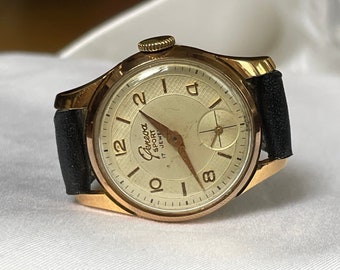 Vintage Impex Swiss Wristwatch Gold Tone Stretched Metal 