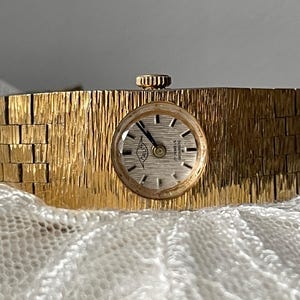 Stunning 1960's Vintage Swiss Ladies Dress Watch Talis Golden Color Case  With Golden Color Metal Bracelet. Ladies Watch Gift, Cocktail Watch - Etsy