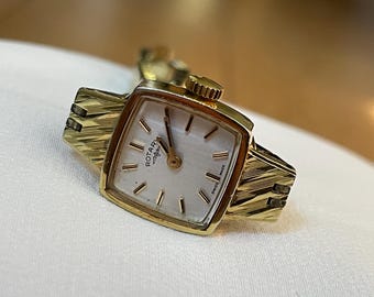 ヴィンテージ DOXA スイス製自動巻き腕時計、ラウンド型シルバー文字盤