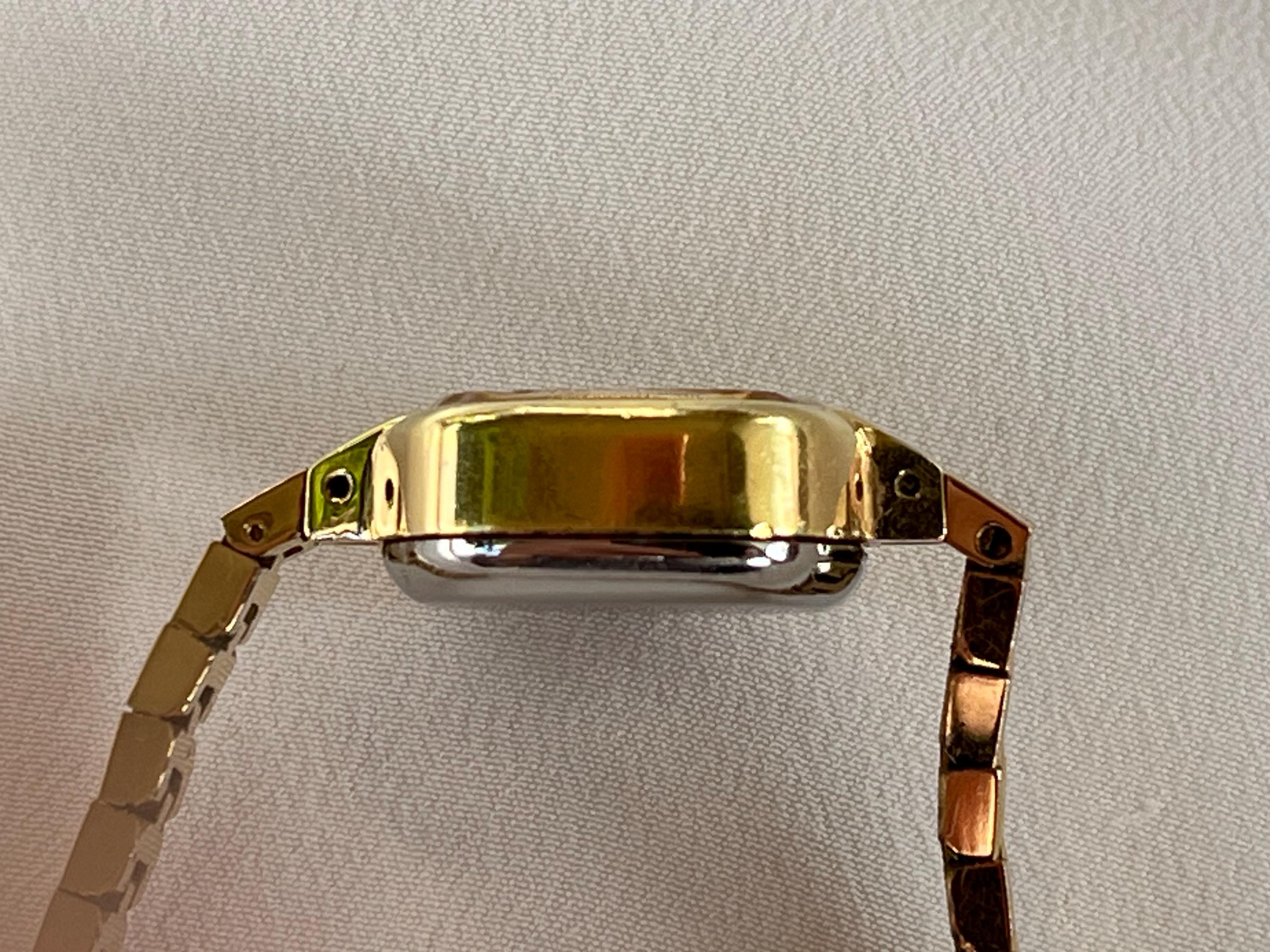 Bulova Ladies Gold Tone Quartz Watch‎ Elegant Dress Style 1981 Watch BULOVA QUARTZ TONE Bulova women main image 2