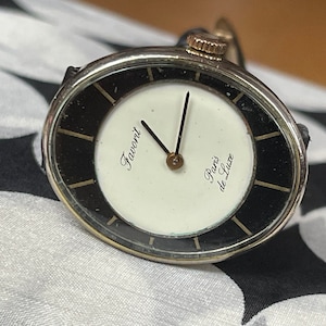 Elegante orologio da polso da donna vintage svizzero degli anni '60 con cassa color oro, orologio da cocktail da donna vintage svizzero, orologio da polso retrò da donna, regalo