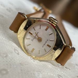 Elegante orologio da polso da donna vintage tedesco degli anni '60 con 17 gioielli, cassa color oro Dugena, piccolo orologio da donna tedesco, orologio retrò da donna, regalo